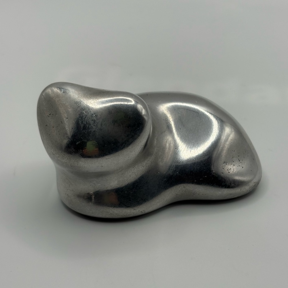 VTG Hoselton Aluminum Mini Cat laying Figure Signed Sculpture 1.75" Canada READ